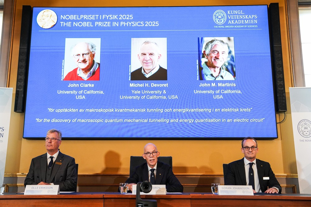 Nobel 2026: Khi khoa học viễn tưởng cạnh tranh cùng những bí ẩn vũ trụ - Ảnh 2.