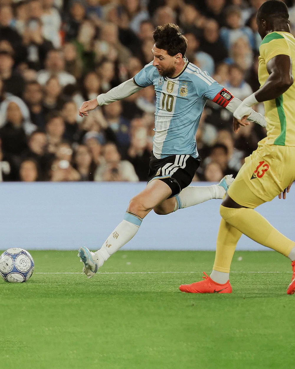 Chùm ảnh: Messi bật khóc & những khoảnh khắc cuối cùng khép lại hành trình 21 năm cùng ĐT Argentina - Ảnh 7. Chùm ảnh: Messi bật khóc & những khoảnh khắc cuối cùng khép lại hành trình 21 năm cùng ĐT Argentina - Ảnh 7.