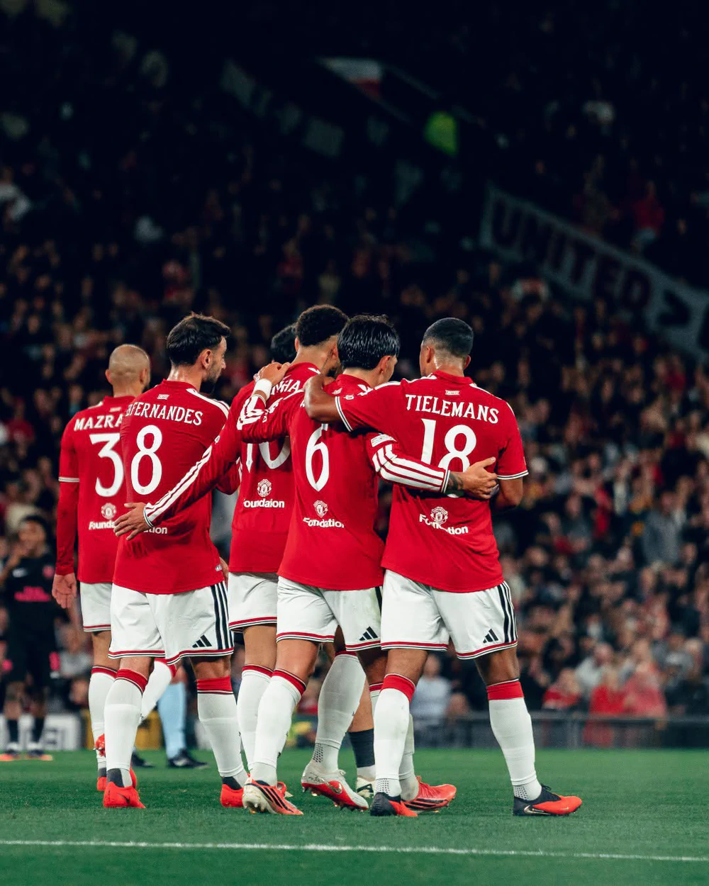 TRỰC TIẾP bóng đá MU vs Tottenham 23h30 hôm nay, Ngoại hạng Anh 2026 - Ảnh 2.