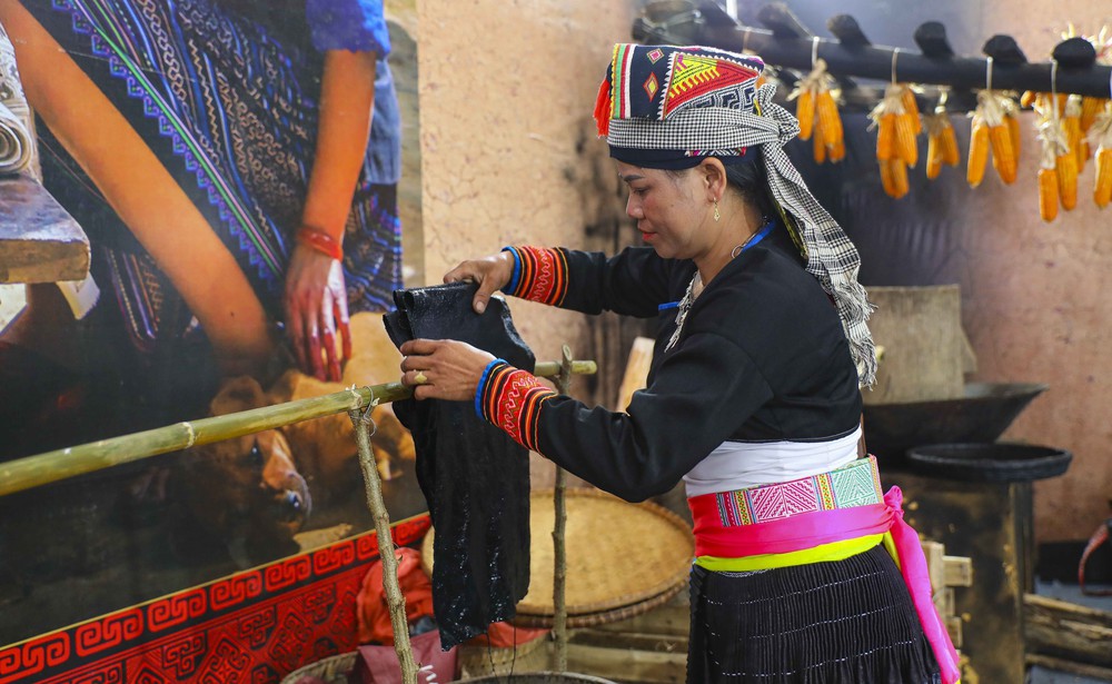 Nhiều hoạt động hấp dẫn tại Ngày hội văn hóa dân tộc Mông - Ảnh 3. Nhiều hoạt động hấp dẫn tại Ngày hội văn hóa dân tộc Mông - Ảnh 3.