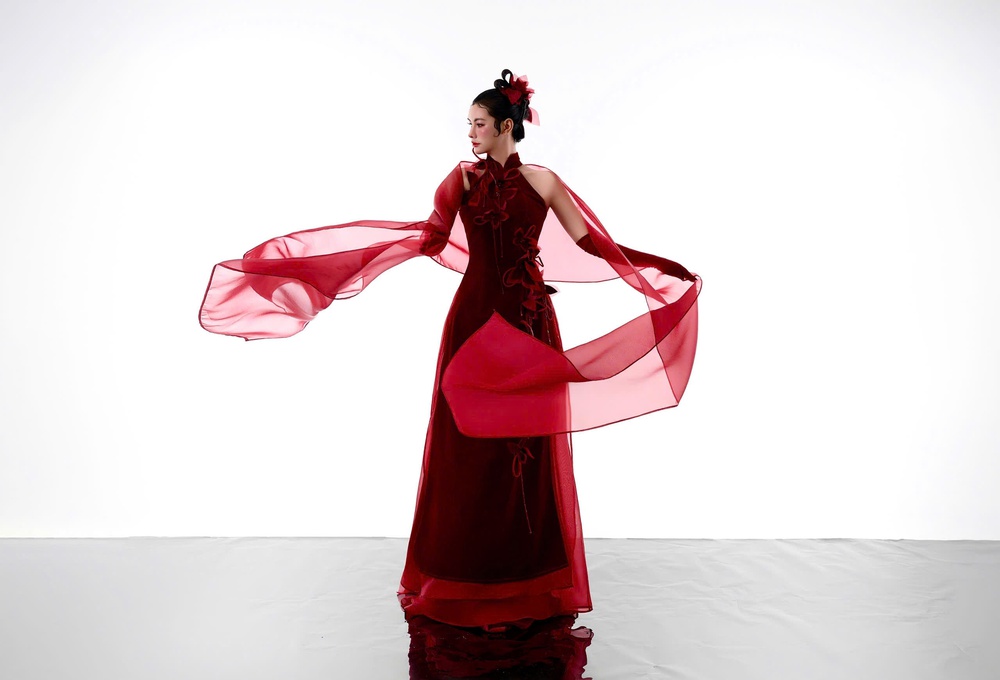 NTK Bely truyền cảm hứng trong thiết kế mới sau hai năm vắng bóng - Ảnh 3.