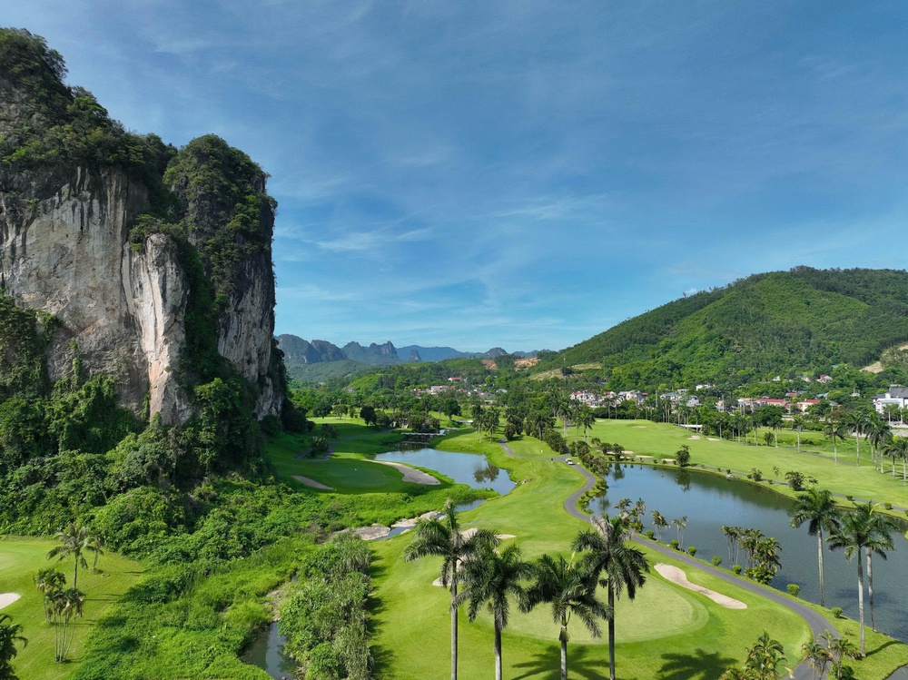 Phoenix Reborn Golf Tournament 2026: Khi thể thao song hành công nghiệp văn hoá - Ảnh 6. Phoenix Reborn Golf Tournament 2026: Khi thể thao song hành công nghiệp văn hoá - Ảnh 6.