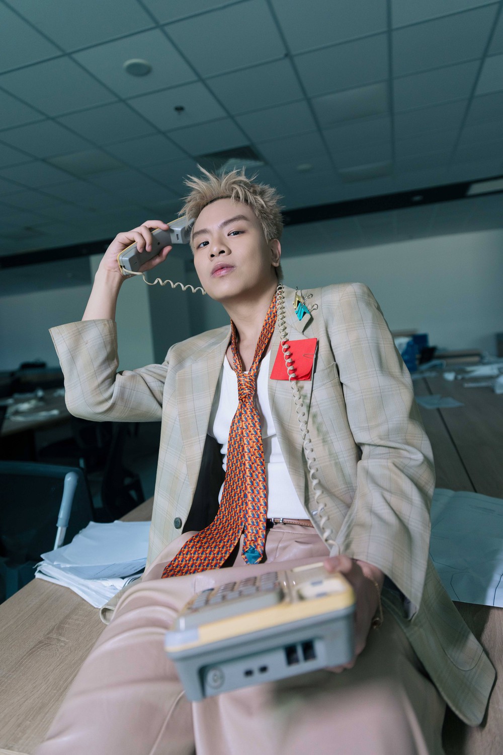 Hứa Kim Tuyền ra mắt ca khúc Valentine "Sạccc pin" - Ảnh 3.