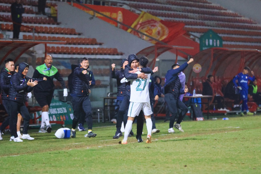 Sự việc - Ý kiến: Nở rộ siêu phẩm, là từ đâu? - Ảnh 1.