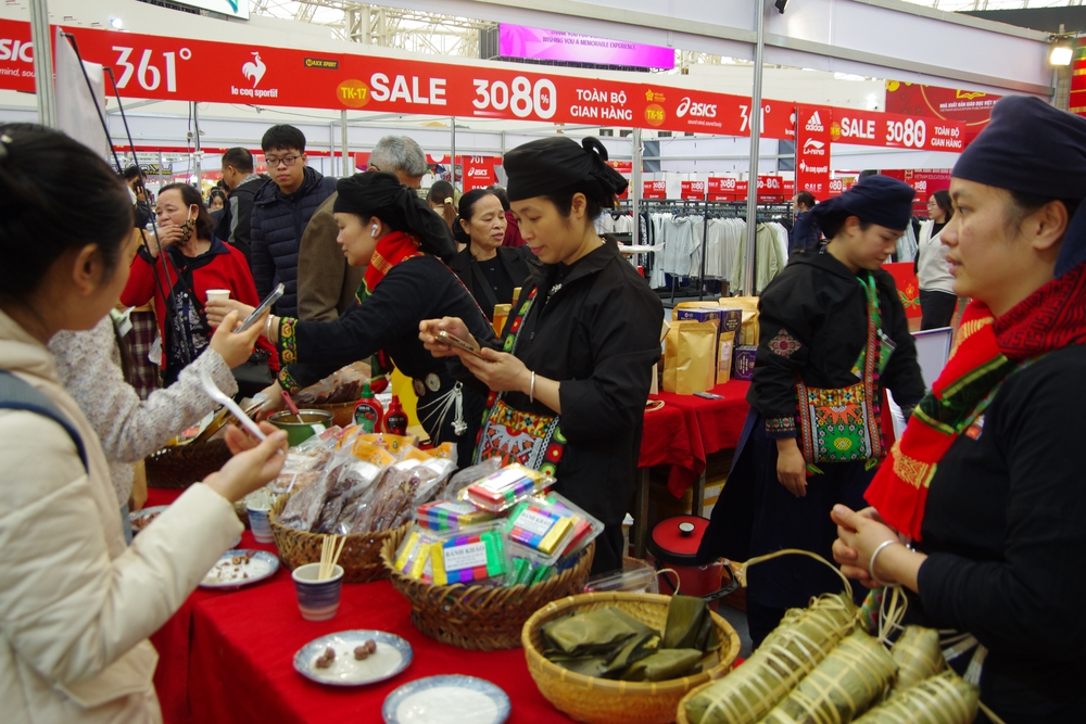 'Làng du lịch tốt nhất thế giới' tại Hội chợ Mùa Xuân - Ảnh 2.