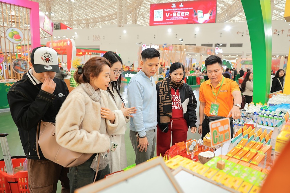 Chuyển đổi số hiện diện rõ nét tại Hội chợ Mùa Xuân 2026 - Ảnh 5.