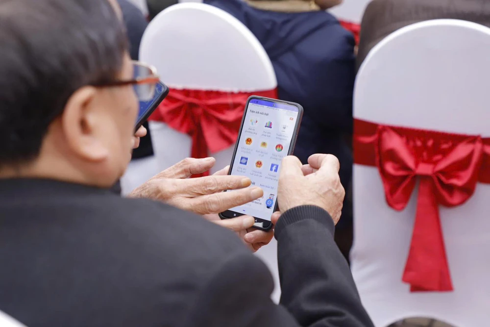 Hà Nội ra mắt ứng dụng Zalo AI phục vụ người dân: Câu chuyện công nghệ "quen mặt" - Ảnh 3.