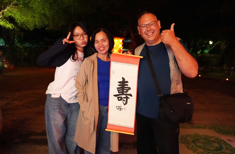 Tết Hoàng cung: Lan tỏa hương sắc Tết cổ truyền - Ảnh 2.