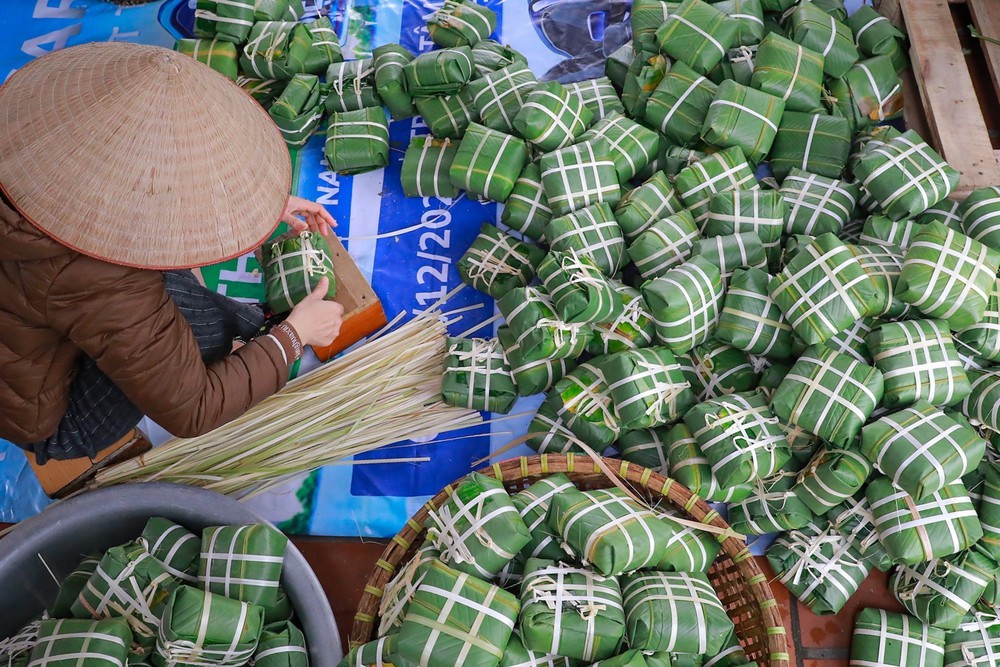Làng bánh chưng Tranh Khúc vào vụ Tết Bính Ngọ - Ảnh 6.