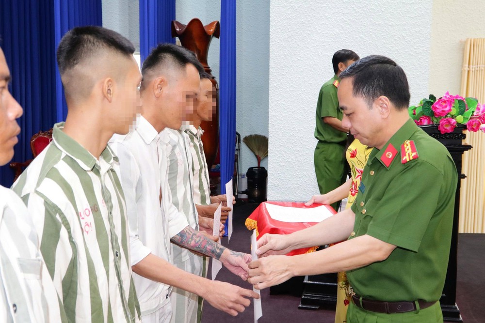 Giảm thời hạn chấp hành án phạt tù cho nhiều phạm nhân dịp Tết Nguyên đán - Ảnh 2.