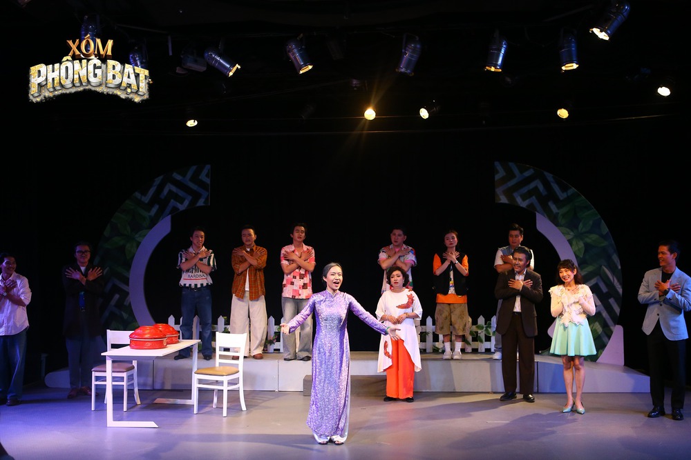 (Bài Tết chị Hằng biên tập) Kịch Tết “Xóm phông bạt”: Giá trị của tình thân giữa dòng đời - Ảnh 1. (Bài Tết chị Hằng biên tập) Kịch Tết “Xóm phông bạt”: Giá trị của tình thân giữa dòng đời - Ảnh 1.