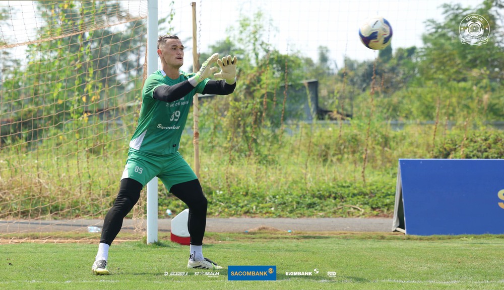 HLV Lê Huỳnh Đức: 'Lê Giang xứng đáng được gọi lên đội tuyển Việt Nam' - Ảnh 1.
