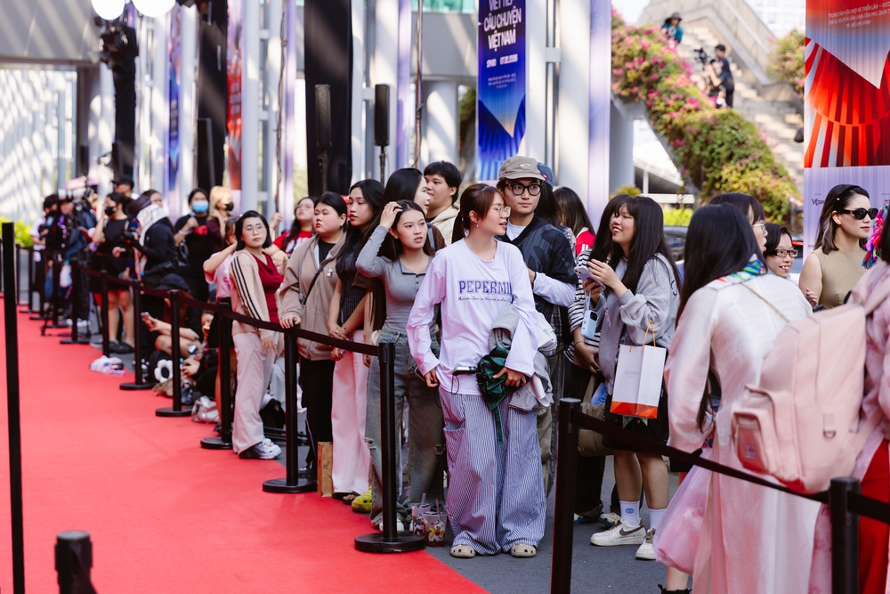 Gala vinh danh và trao giải WeChoice Awards 2025: Đêm tôn vinh những niềm cảm hứng "Viết tiếp câu chuyện Việt Nam" - Ảnh 8.