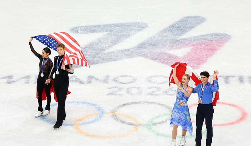 Chấn động Olympic mùa đông: Giám khảo bị tố 'dàn xếp' kết quả, tước HCV của đối thủ để trao cho đội nhà - Ảnh 3.