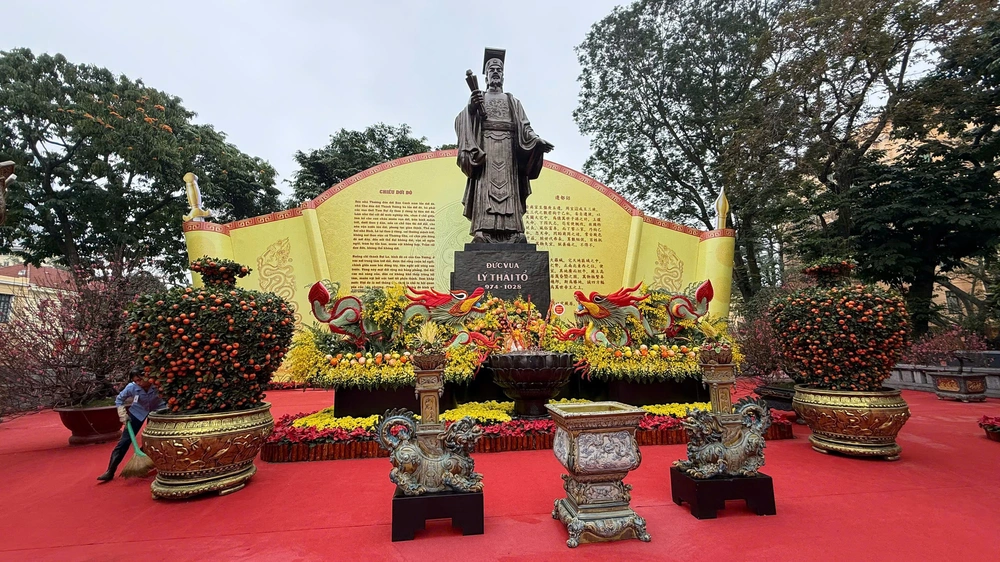 Hà Nội: Mở cửa không gian hoa xuân quy mô lớn tại Vườn hoa Lý Thái Tổ từ ngày 13/2 - Ảnh 3.