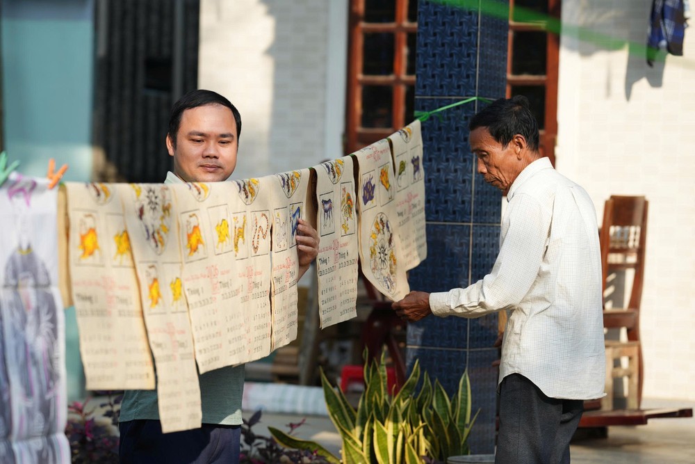 Người gìn giữ hồn tranh làng Sình - Ảnh 7.