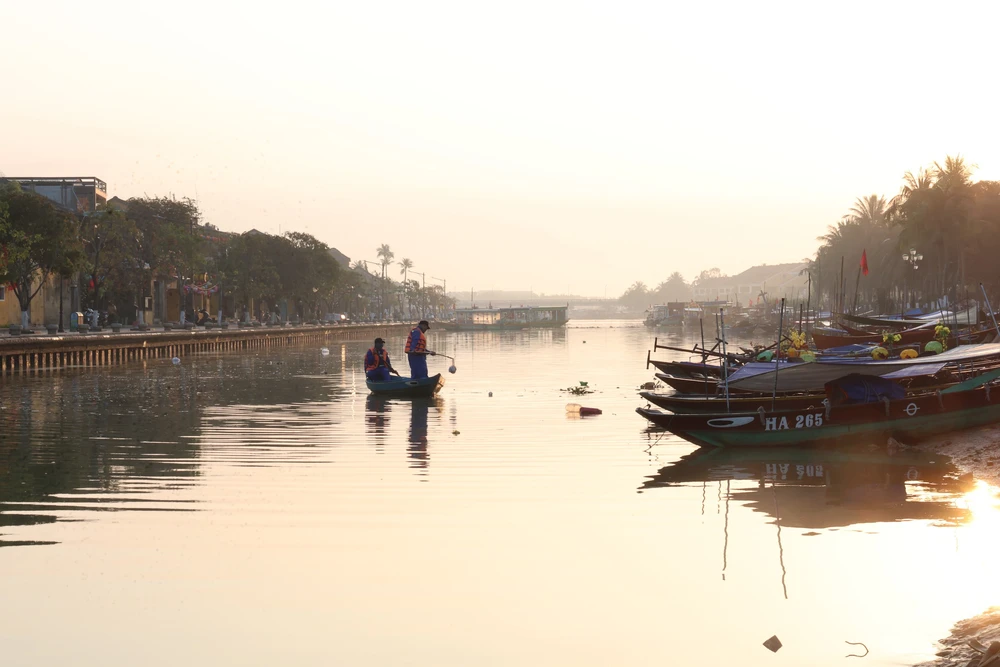 Hội An sáng sớm - Khi phố còn thở khẽ - Ảnh 14.