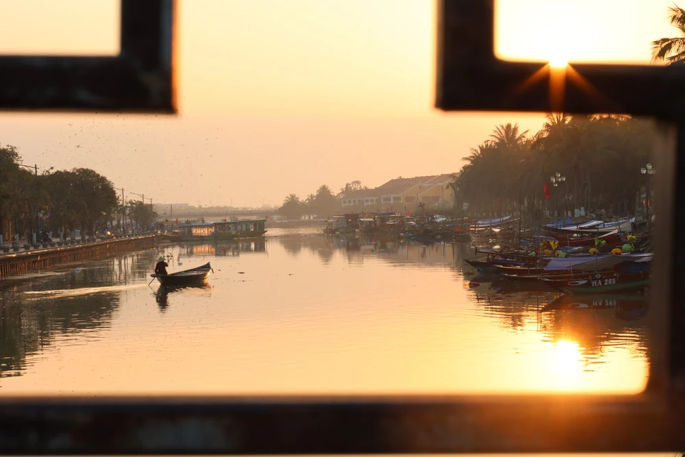 Hội An sáng sớm - Khi phố còn thở khẽ - Ảnh 13.