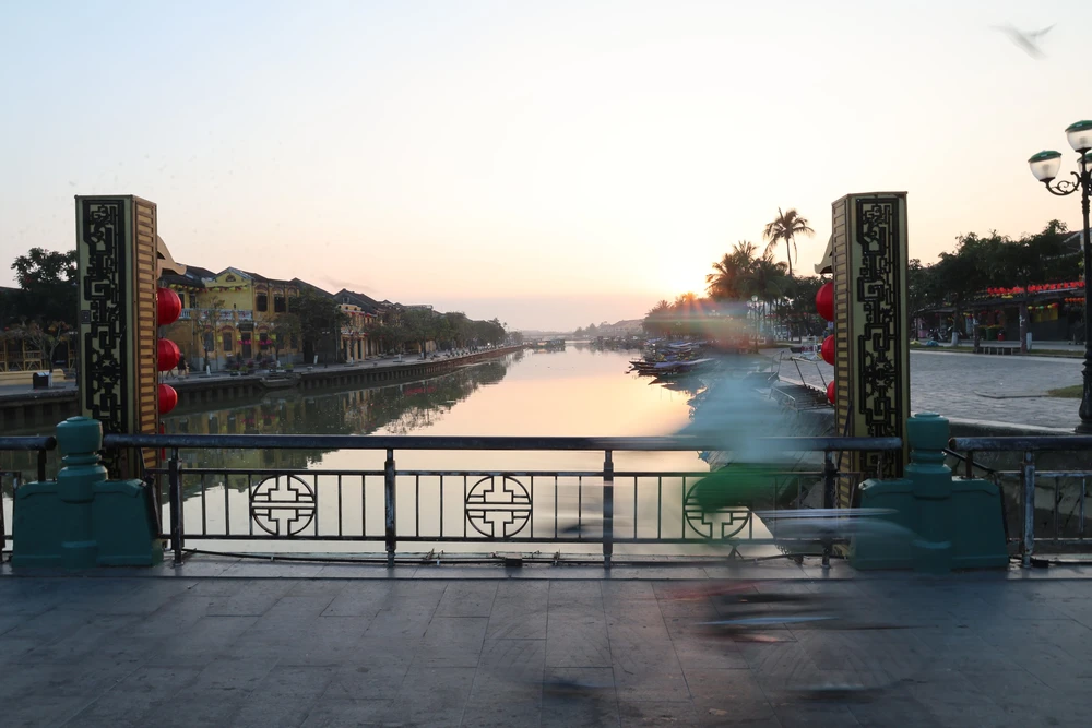 Hội An sáng sớm - Khi phố còn thở khẽ - Ảnh 12.