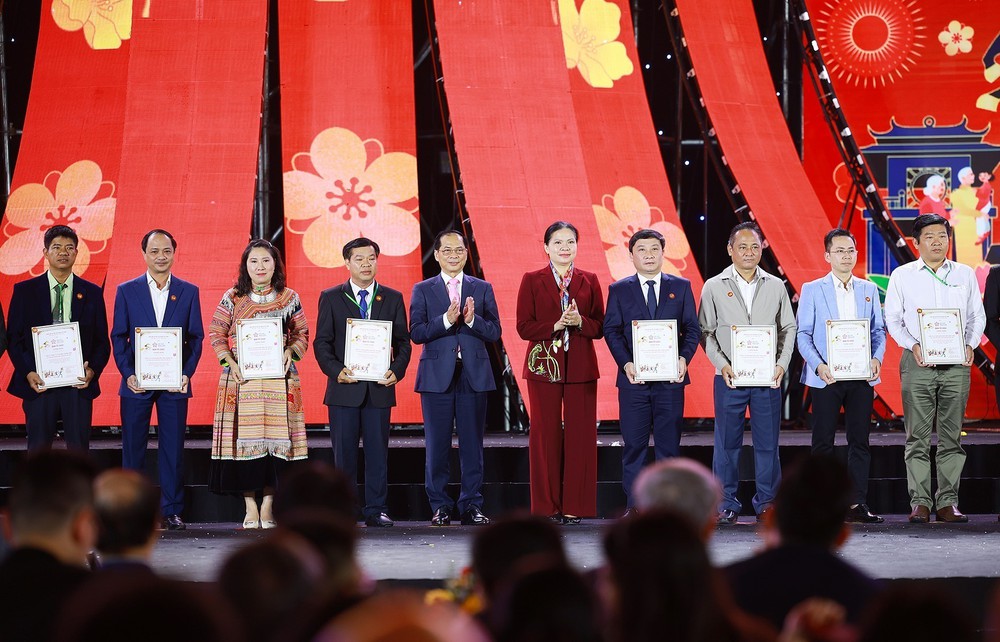 Bế mạc Hội chợ Mùa Xuân lần thứ nhất năm 2026 - Ảnh 6.