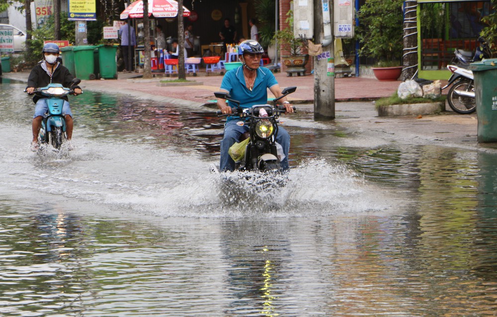 Xuất hiện triều cường trong dịp Tết ở khu vực ven biển Đông Nam Bộ - Ảnh 1.