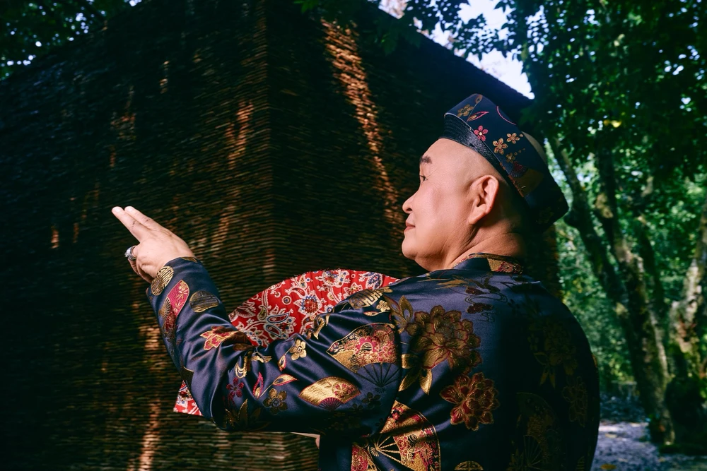 Báo Xuân - Nghệ sĩ Xuân Hinh và màn "chào sân" điện ảnh đầy bất ngờ trong "Mùi Phở" - Ảnh 1. Báo Xuân - Nghệ sĩ Xuân Hinh và màn "chào sân" điện ảnh đầy bất ngờ trong "Mùi Phở" - Ảnh 1.