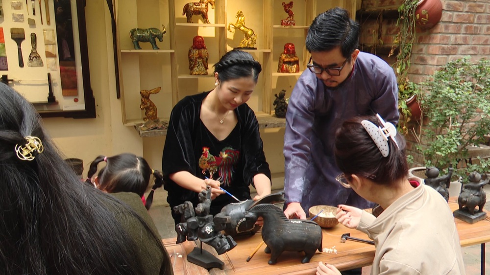 Năm mới 'Theo dấu chân ngựa Gióng' cùng nghệ nhân Nguyễn Tấn Phát - Ảnh 2.