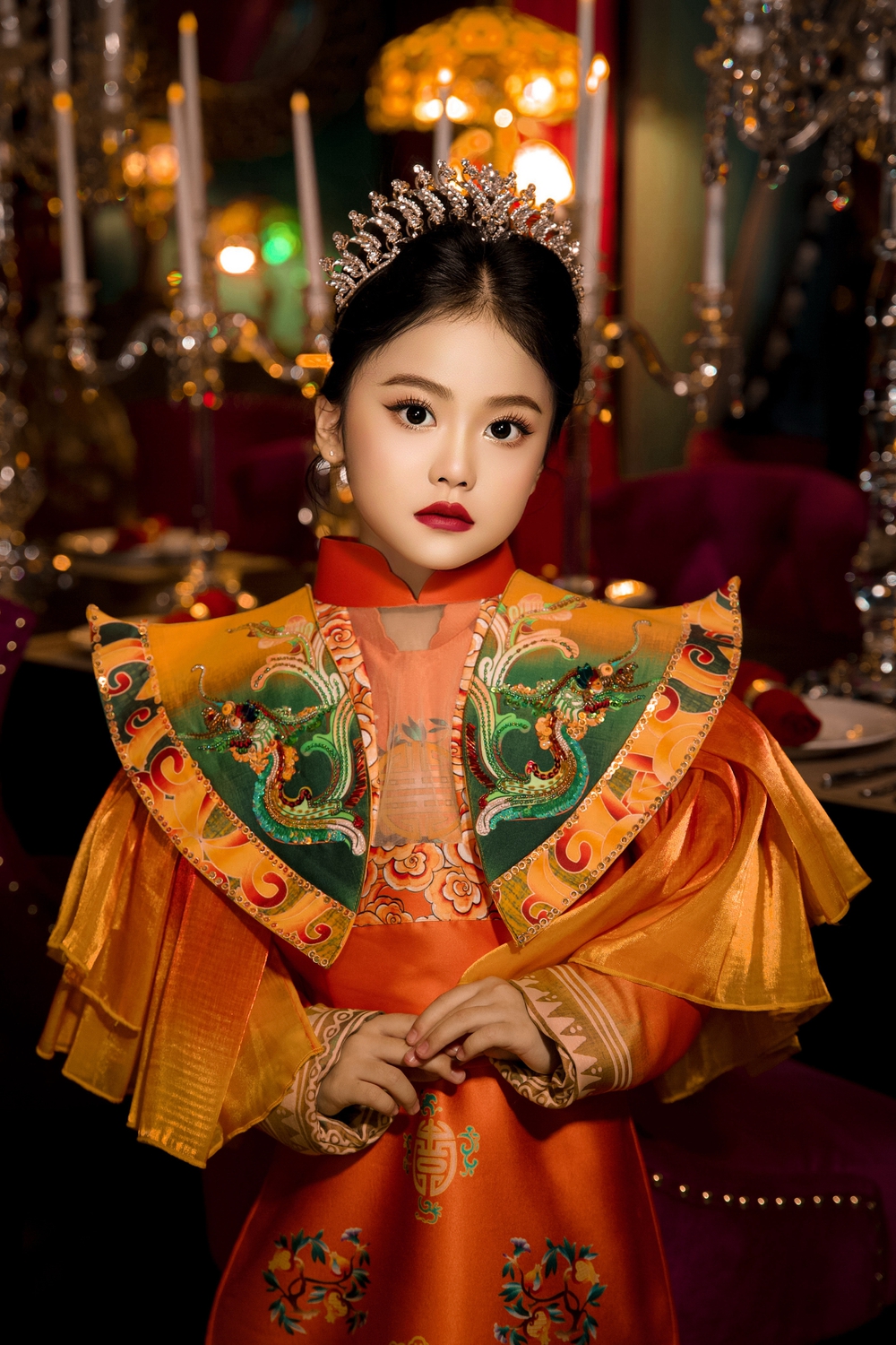 Diễn viên nhí 9 tuổi Nguyễn Nhật Ánh ghi dấu ấn từ màn ảnh rộng đến sàn catwalk - Ảnh 4.