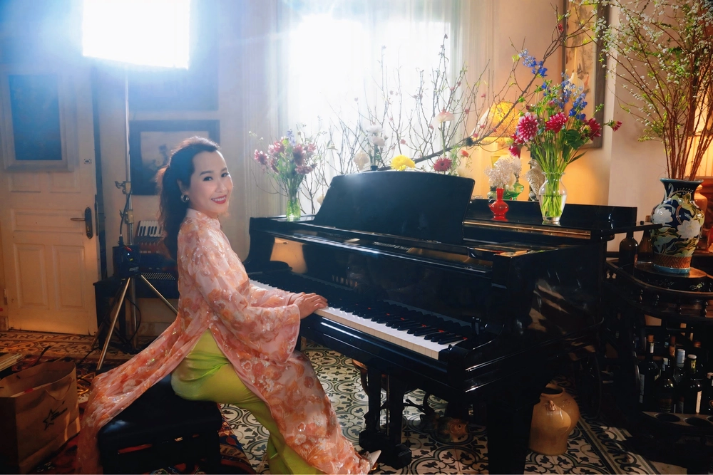 Hà Trần hội ngộ Giáng Son trong 'Hà Nội những sắc hoa mùa Xuân' - Ảnh 1.