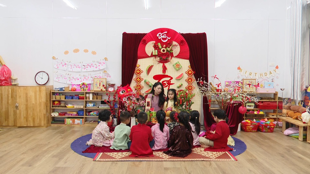 Không khí nhộn nhịp đón Tết, tìm hiểu về Tết xưa - Ảnh 2.