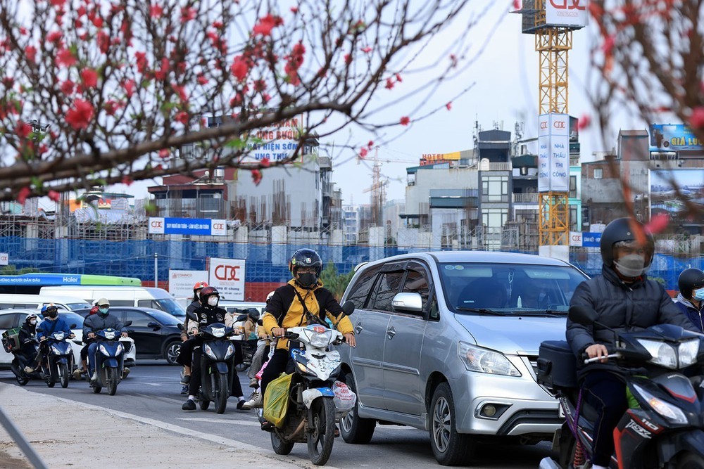 Ngày đầu nghỉ Tết Nguyên đán, trên 10 nghìn trường hợp vi phạm trật tự, an toàn giao thông bị xử lý - Ảnh 5.