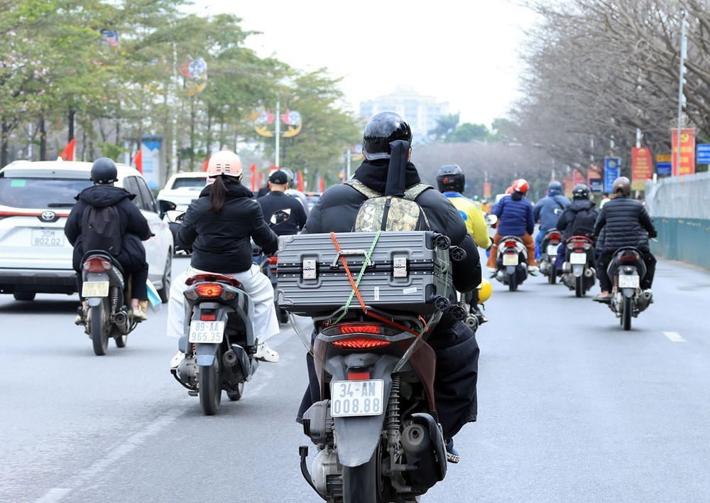 Ngày đầu nghỉ Tết Nguyên đán, trên 10 nghìn trường hợp vi phạm trật tự, an toàn giao thông bị xử lý - Ảnh 6.