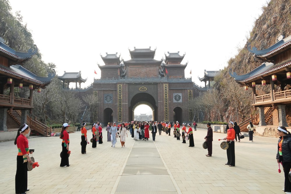 Về quê ăn Tết, du xuân - Ảnh 2. Về quê ăn Tết, du xuân - Ảnh 2.