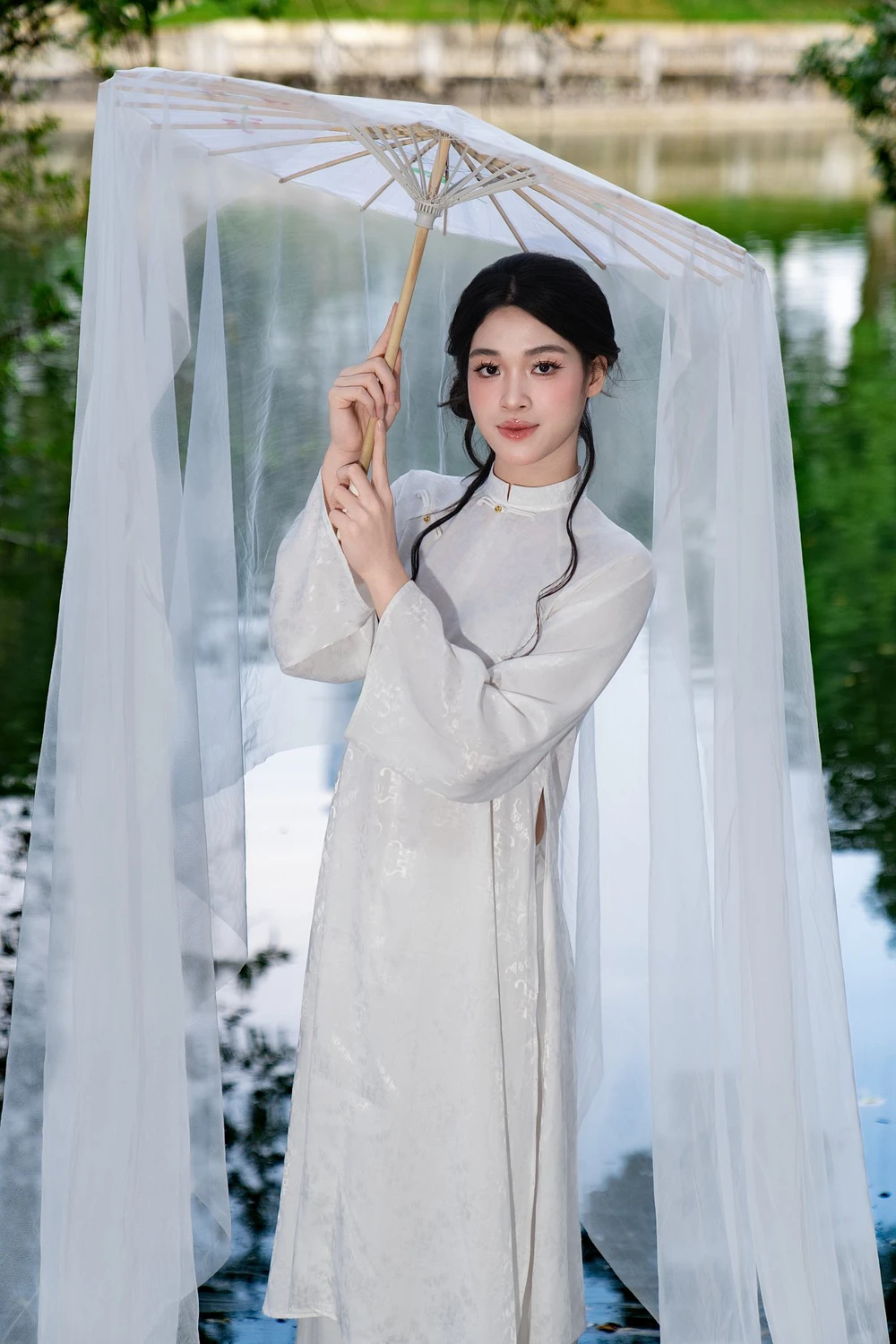 Hot girl bóng chuyền nữ Việt Nam đẹp như tiên nữ giáng trần chào đón xuân Bính Ngọ - Ảnh 3.