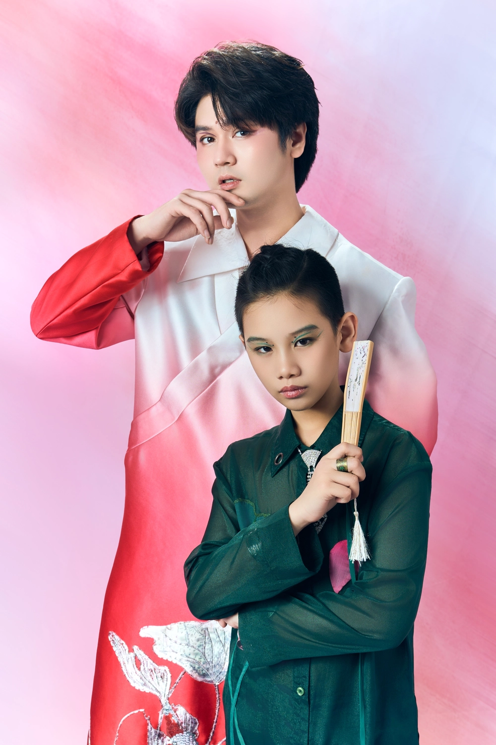 Siêu mẫu nhí Chu Việt Nam tái hiện trò chơi dân gian trong bộ ảnh đặc biệt - Ảnh 1.