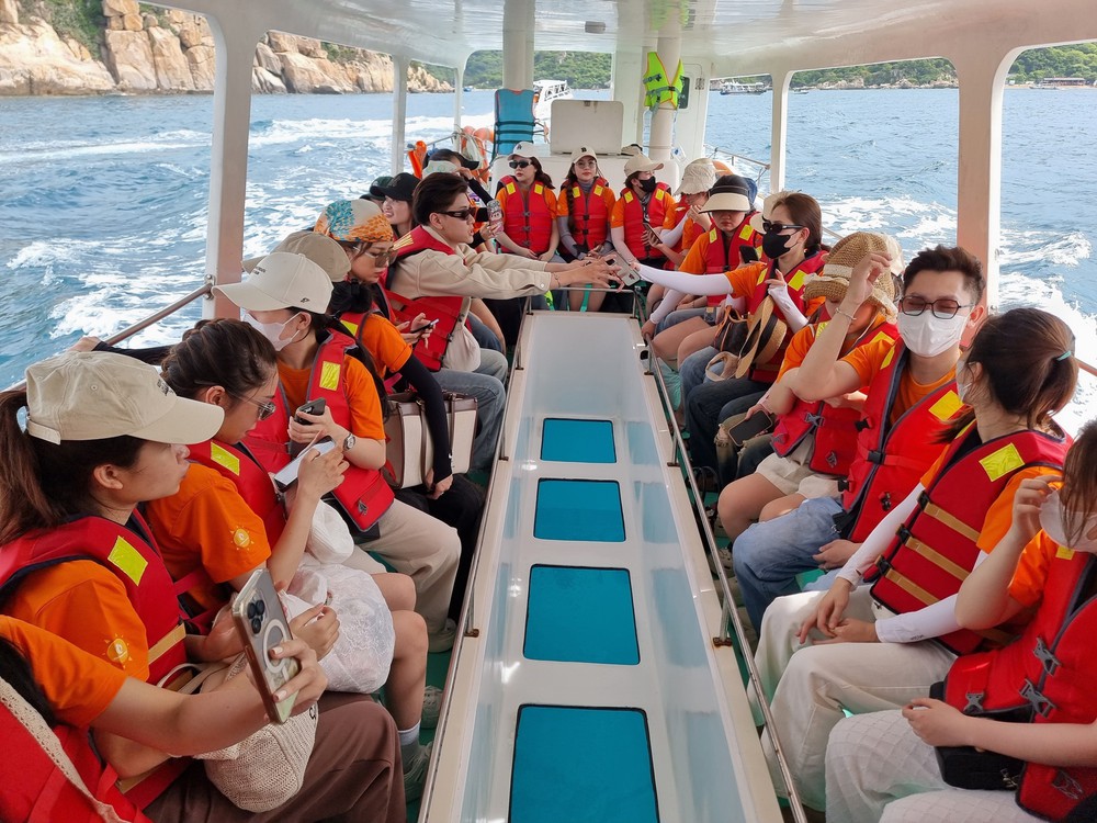 Đưa du lịch Khánh Hoà vươn tầm quốc tế - Ảnh 2.