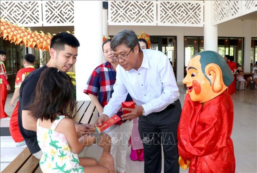 Mừng tuổi năm mới mang theo những điều tốt lành - Ảnh 3.