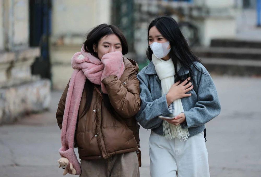 Thời tiết ngày mùng 2 Tết: Không khí lạnh mở rộng, vùng núi có nơi rét đậm - Ảnh 1.