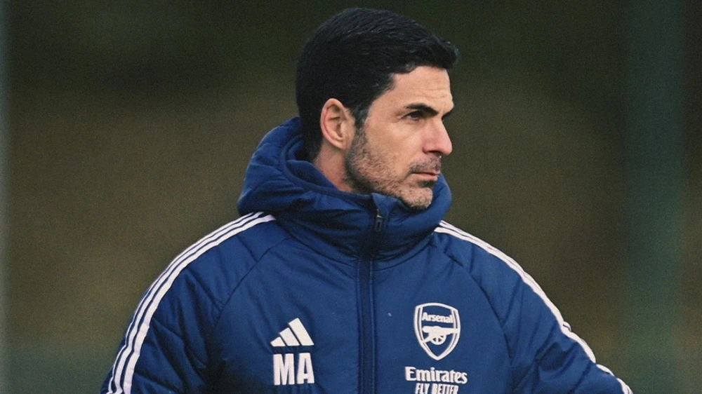 HLV Mikel Arteta nổi giận vì bị thợ săn chữ ký liên tục làm phiền - Ảnh 2.