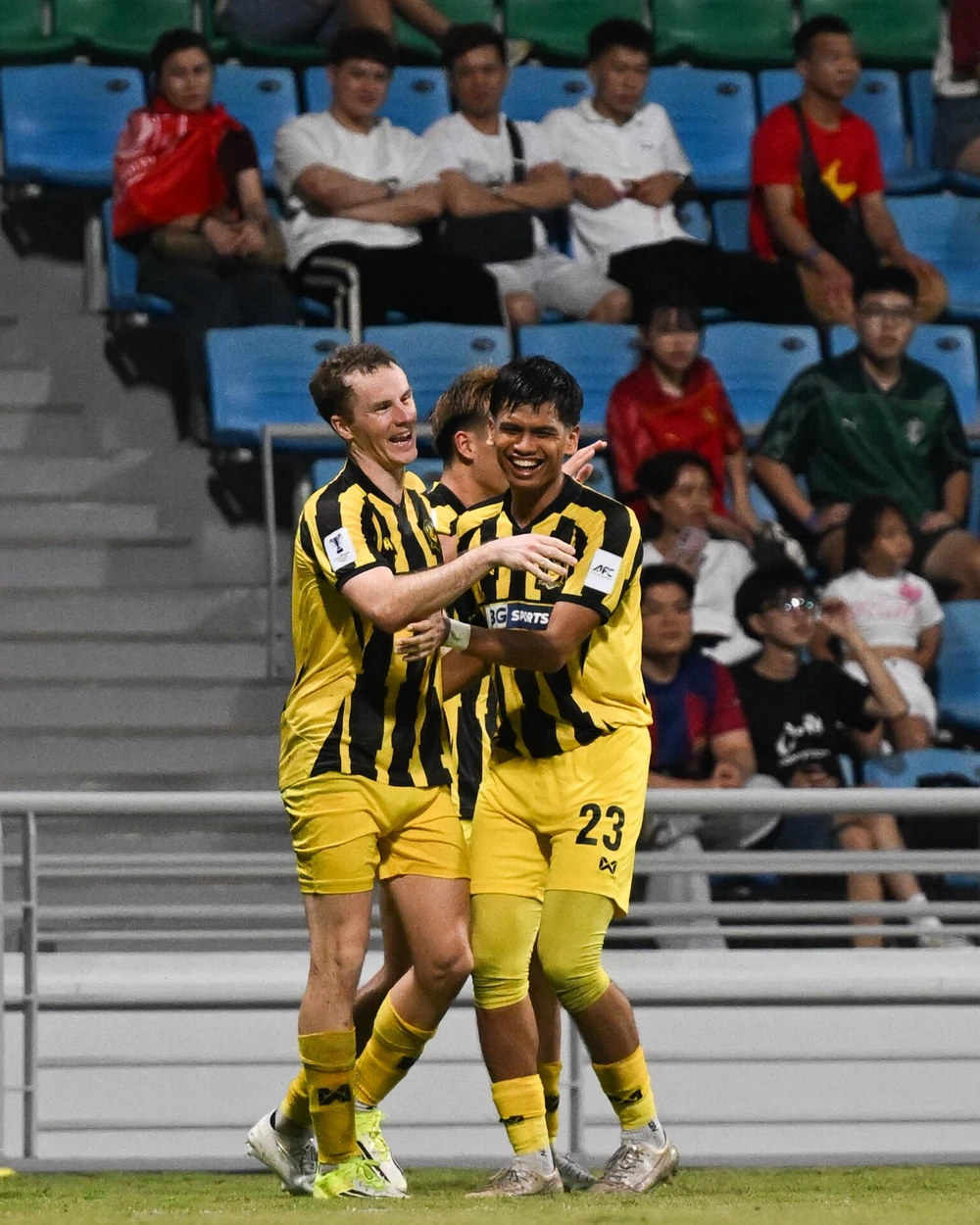 HLV Polking: 'Việc bị xử thua tác động đến tâm lý cầu thủ' - Ảnh 2.