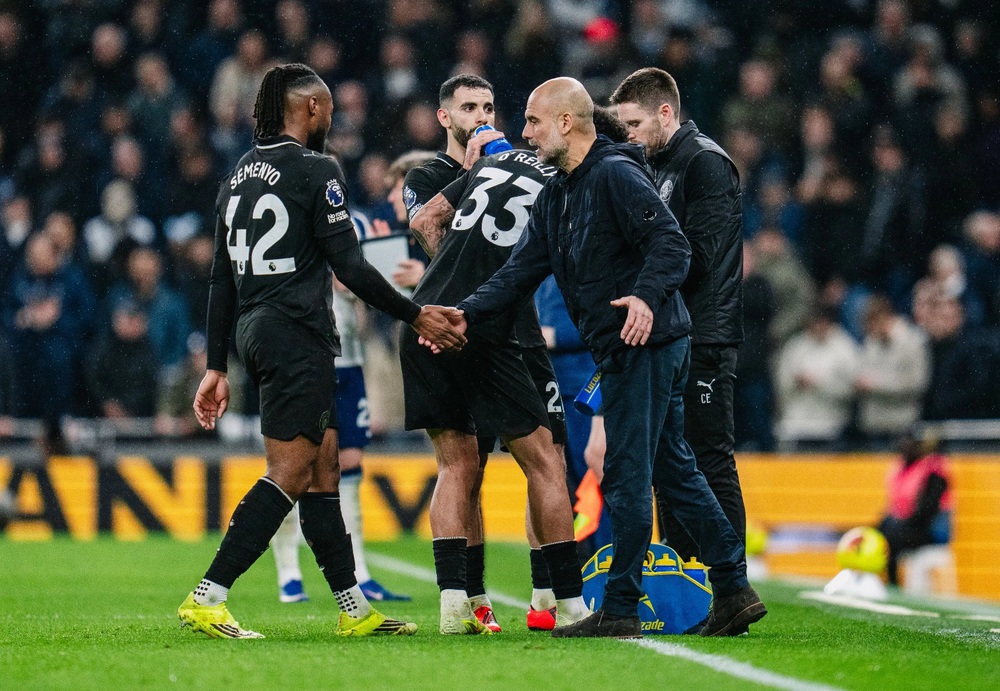 Cabin BLV: Man City dễ mất điểm vì đội hình yếu - Ảnh 1.