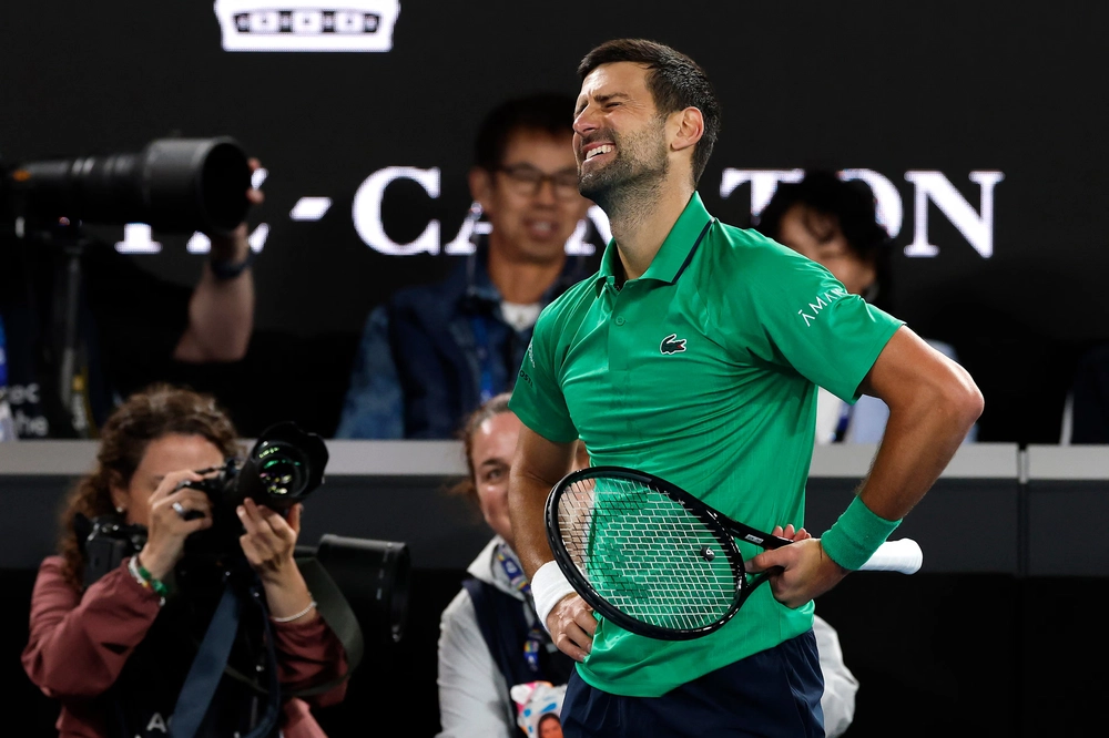 Novak Djokovic lại lỡ hẹn với kỷ lục 25 Grand Slam: Ý chí không thắng nổi thời gian - Ảnh 1.