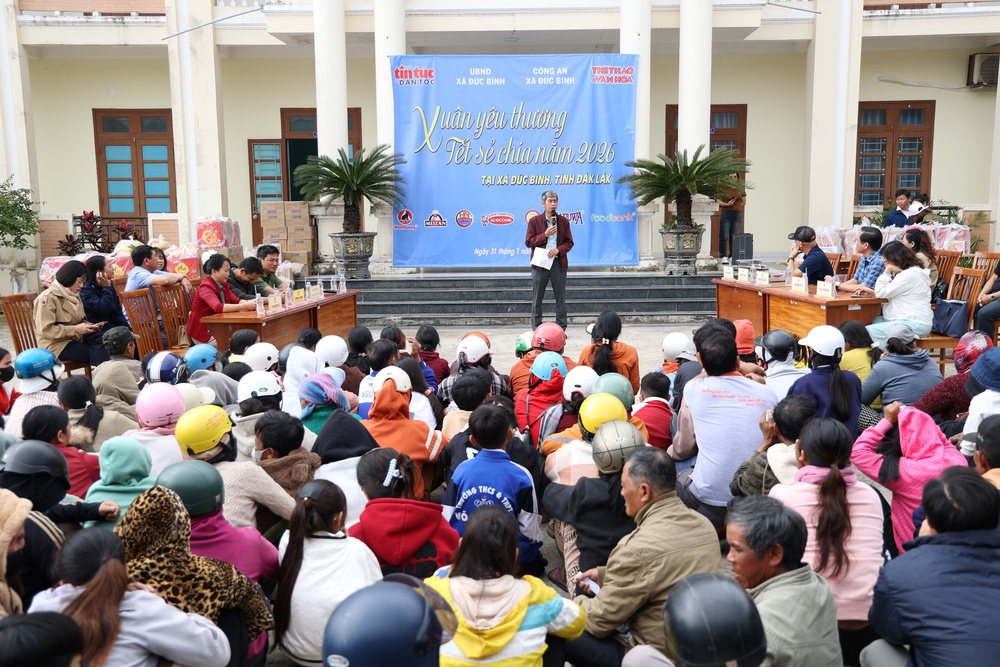 Hơi ấm lan tỏa từ những tấm lòng - Ảnh 1.