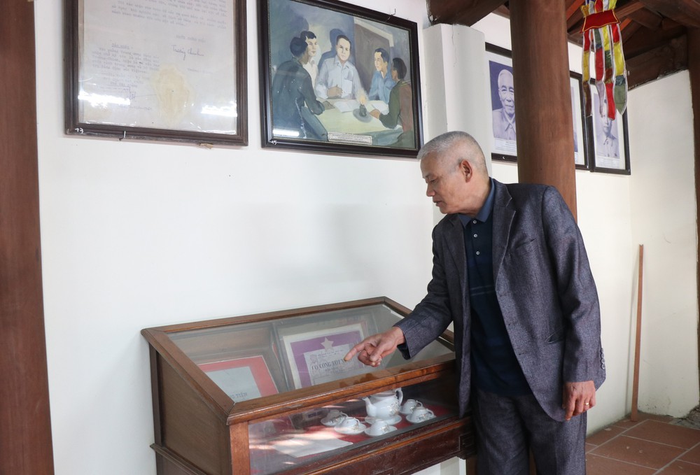 Về thăm nơi nuôi giấu cán bộ cách mạng tiền khởi nghĩa - Ảnh 2.