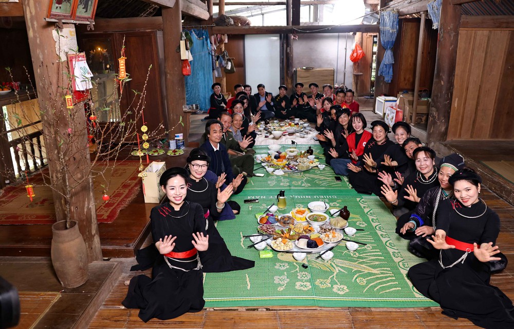 Bên mái nhà sàn, cùng đồng bào Tuyên Quang đón Tết đoàn viên - Ảnh 8.