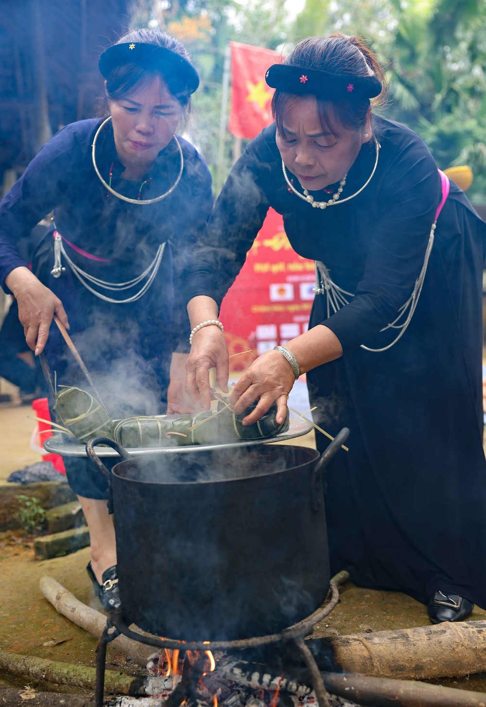 Bên mái nhà sàn, cùng đồng bào Tuyên Quang đón Tết đoàn viên - Ảnh 16.