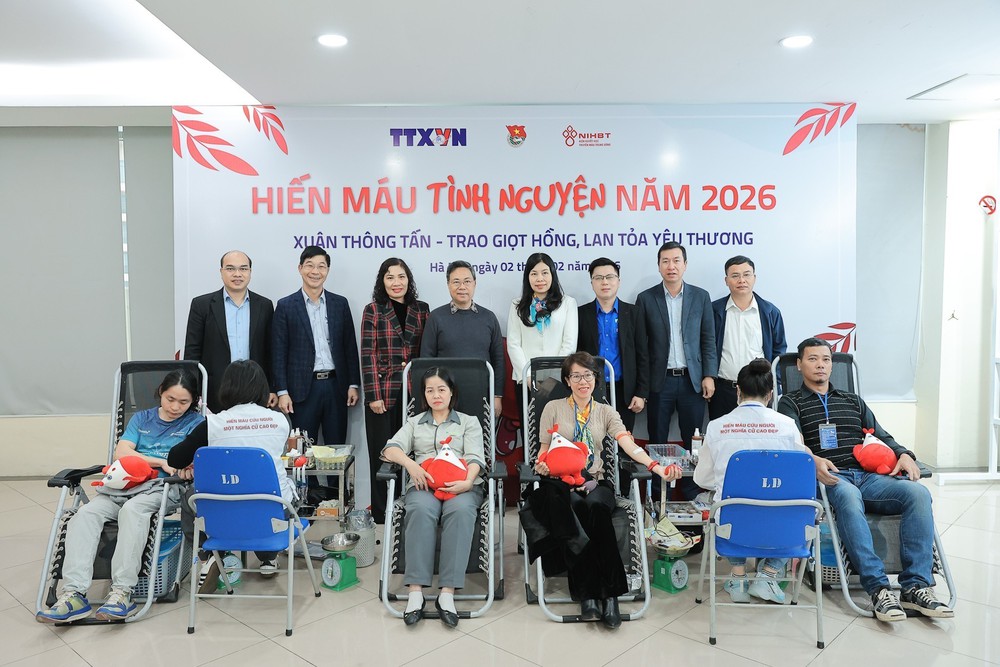 Chương trình hiến máu tình nguyện “Xuân Thông tấn - trao giọt hồng, lan toả yêu thương” - Ảnh 4. Chương trình hiến máu tình nguyện “Xuân Thông tấn - trao giọt hồng, lan toả yêu thương” - Ảnh 4.