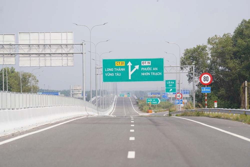 Đồng Nai sẽ đưa vào sử dụng 3 tuyến cao tốc kết nối sân bay Long Thành trong năm 2026 - Ảnh 3.