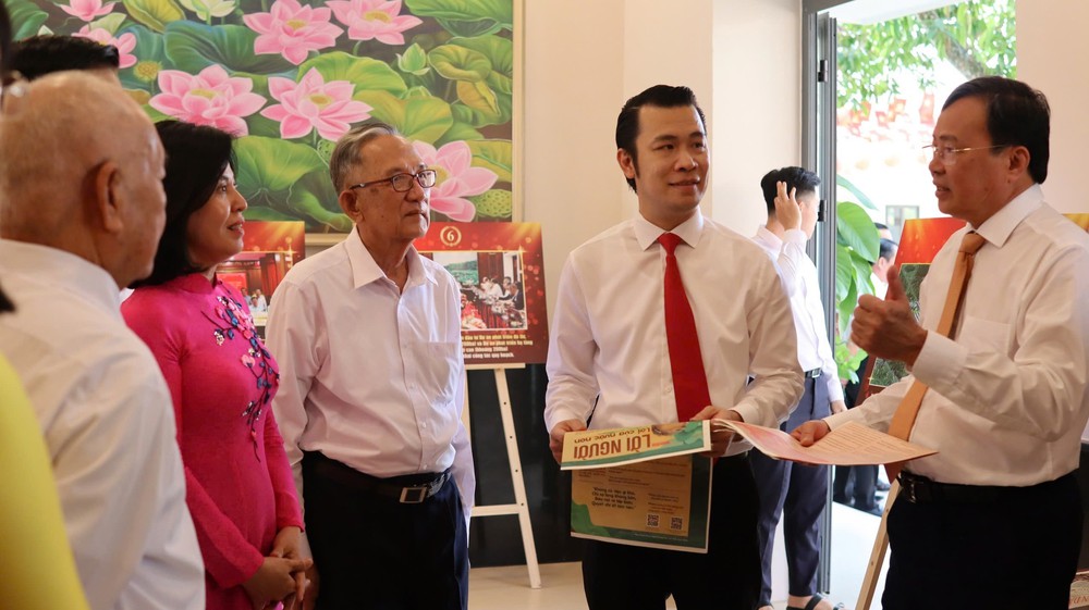 Không gian văn hóa Hồ Chí Minh: Tạo chuyển biến rõ nét về nhận thức và hành động - Ảnh 2. Không gian văn hóa Hồ Chí Minh: Tạo chuyển biến rõ nét về nhận thức và hành động - Ảnh 2.