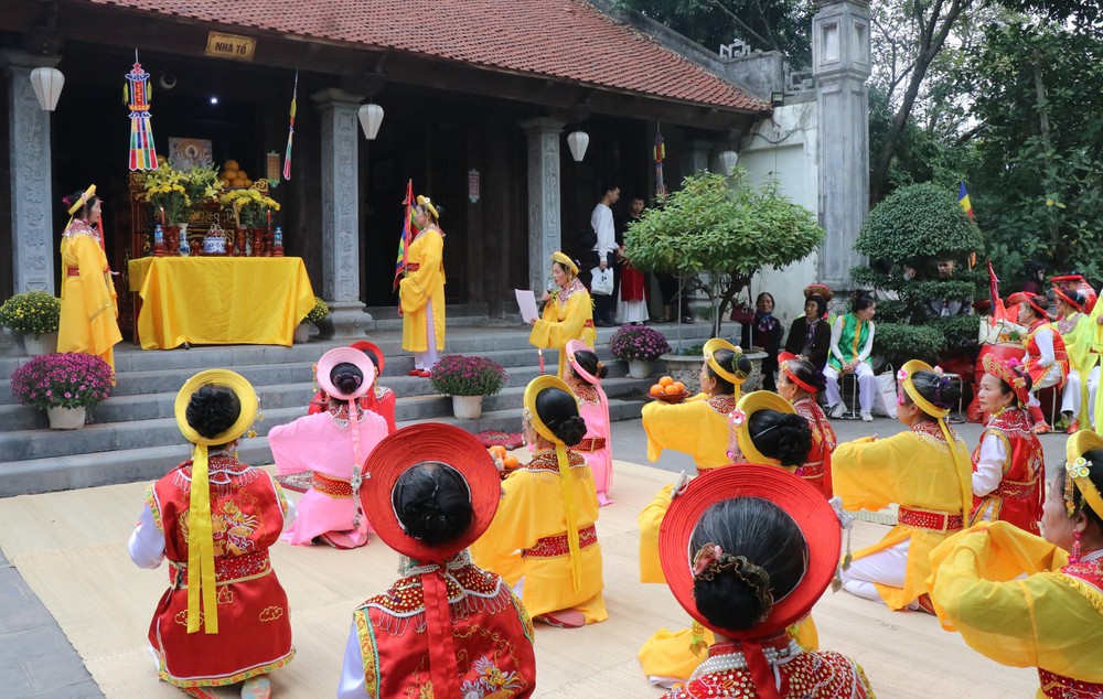 Du khách tưng bừng trẩy hội Phật Tích - Ảnh 3.